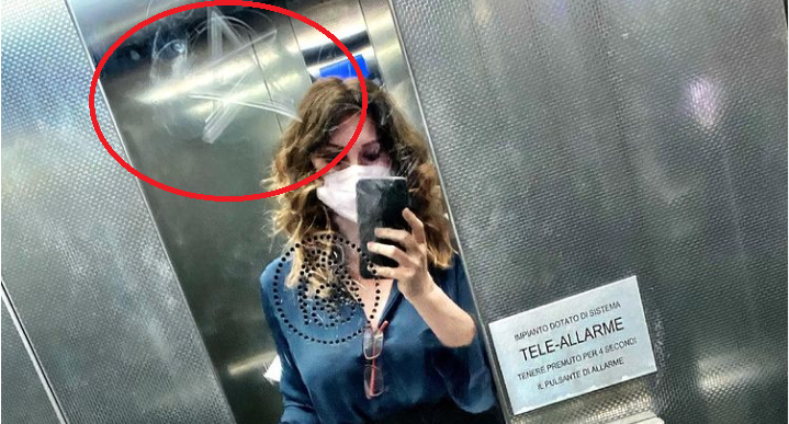 Ora, solo ora, la Rai derubrica il caso della stella a cinque punte in ascensore ad “atto vandalico” article-post