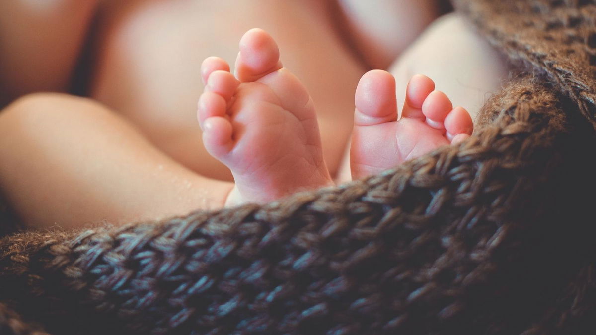 La circolare del Viminale che dà le indicazioni sul doppio cognome ai figli article-post