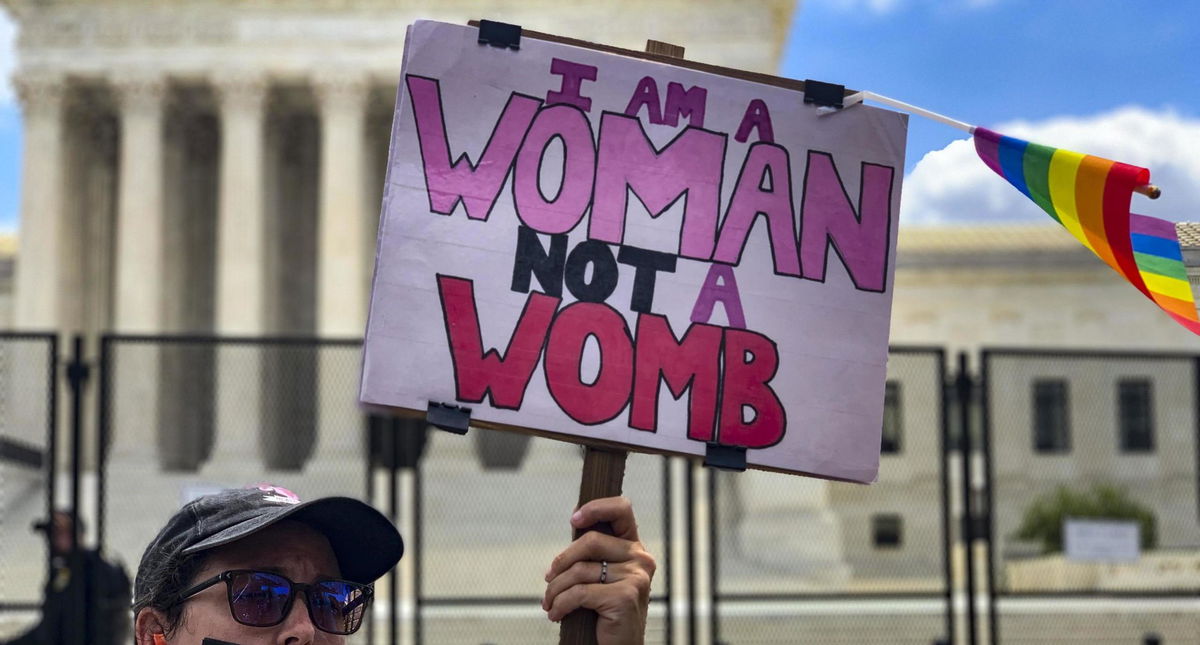In Louisiana un tribunale ferma il divieto all’aborto entrato in vigore dopo la sentenza della Corte Suprema article-post