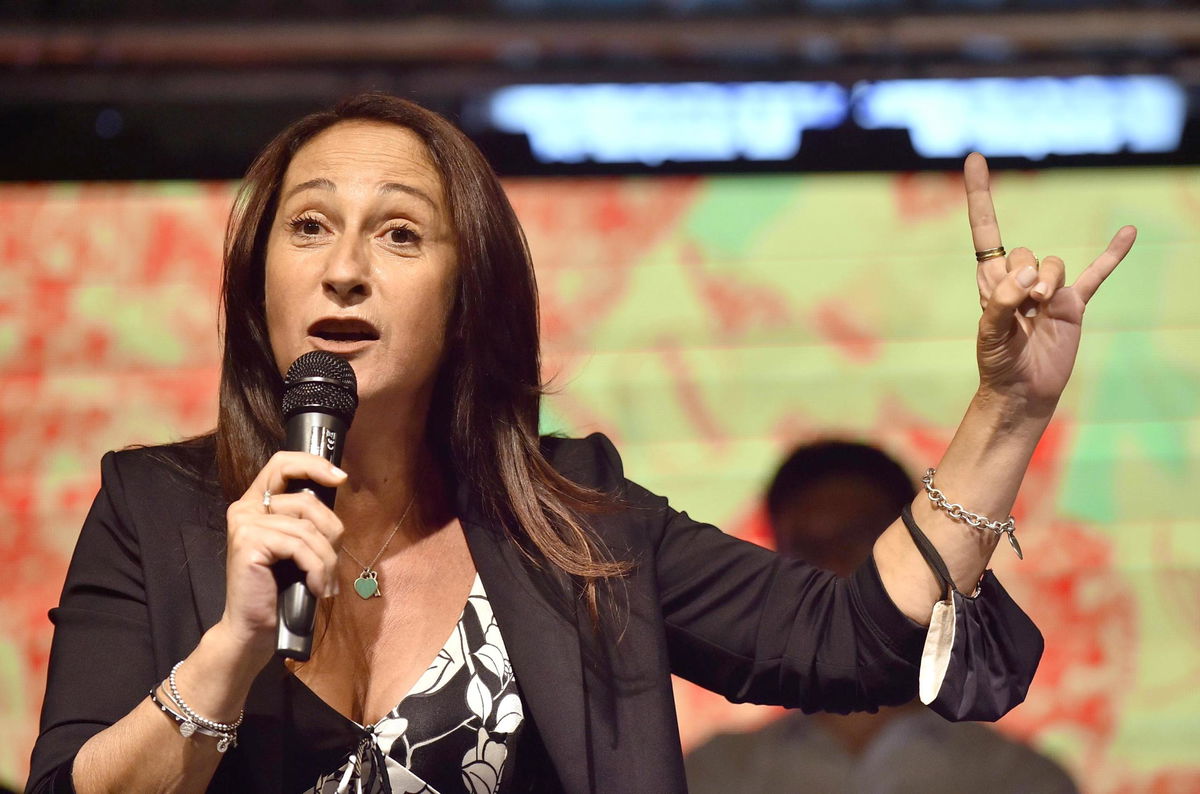 Da Paola Taverna a Roberto Fico, i parlamentari del M5s dicono addio al Parlamento article-post