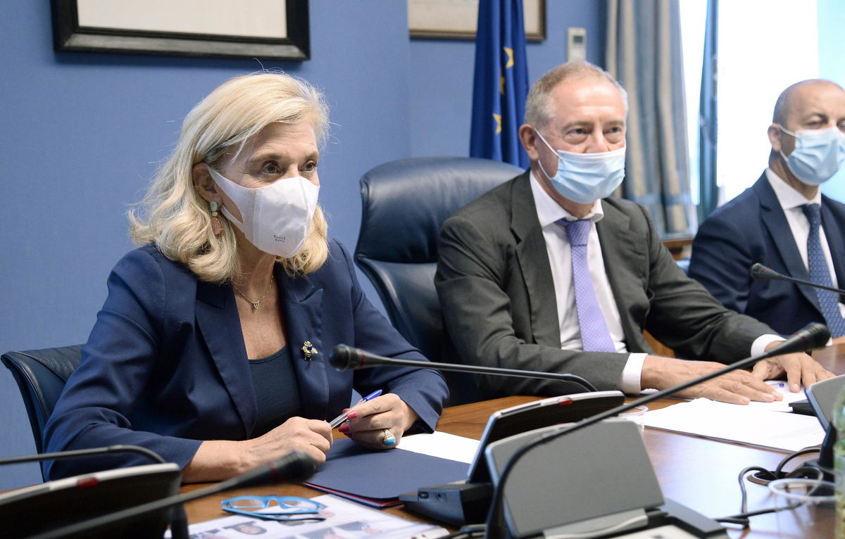 L’invito del Copasir a vigilare su “ingerenze esterne” sulla politica italiana (ora più attuale che mai) article-post