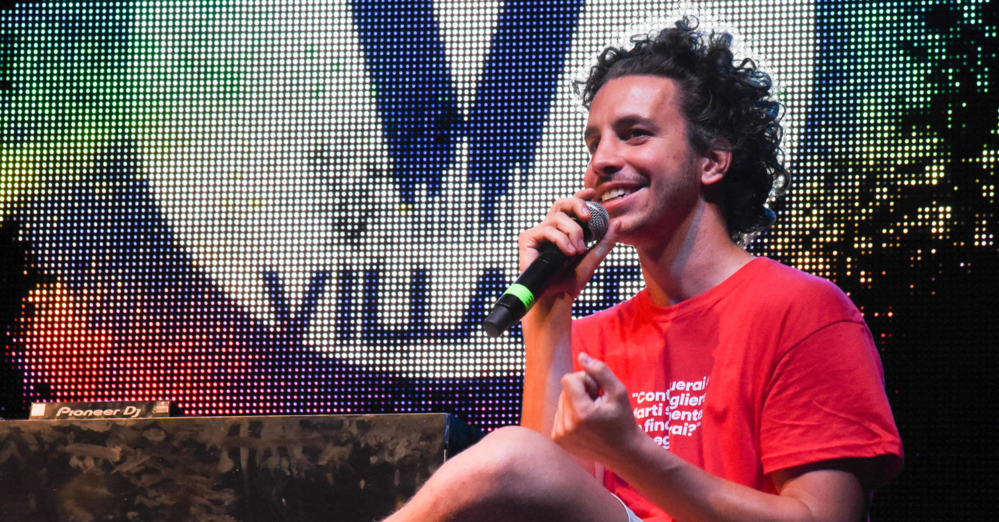 Mattia Santori Confessa Di Consumare Cannabis E Di Coltivarla A Casa