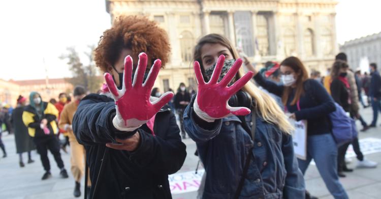 freedomleakd aborto associazione luca coscioni