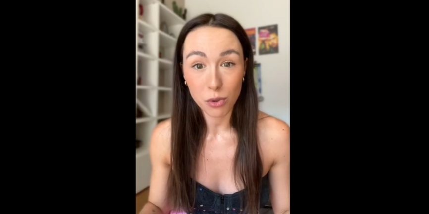 La risposta (in rap) di Aurora Ramazzotti agli hater che la attaccano per il suo cognome | VIDEO article-post