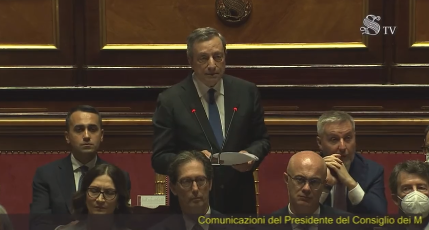 Il momento in cui Draghi chiede ai senatori: “Siete pronti?” | VIDEO article-post