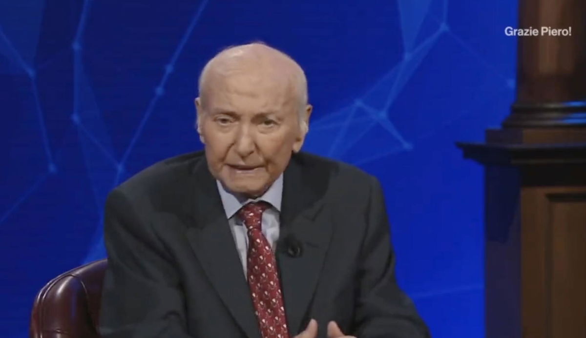 “Grazie Piero”, la scritta durante durante la messa in onda dell’ultima puntata di SuperQuark | VIDEO article-post