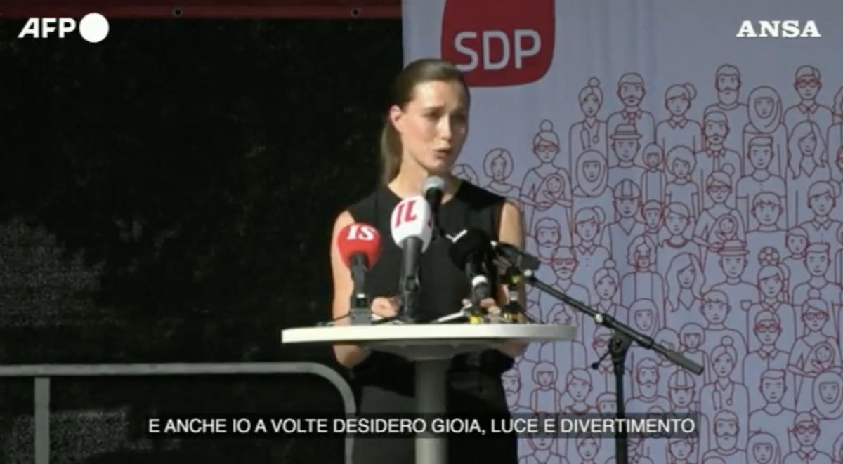 “Sono umana”, Sanna Marin in lacrime difende il suo diritto a “divertirsi” | VIDEO article-post
