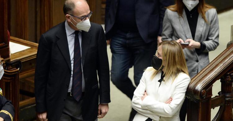 Sondaggi politici oggi
