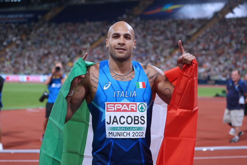 Jacobs vince l’oro nei 100 metri agli Europei: “Chi è contro di me mi fa da stimolo” | VIDEO preview