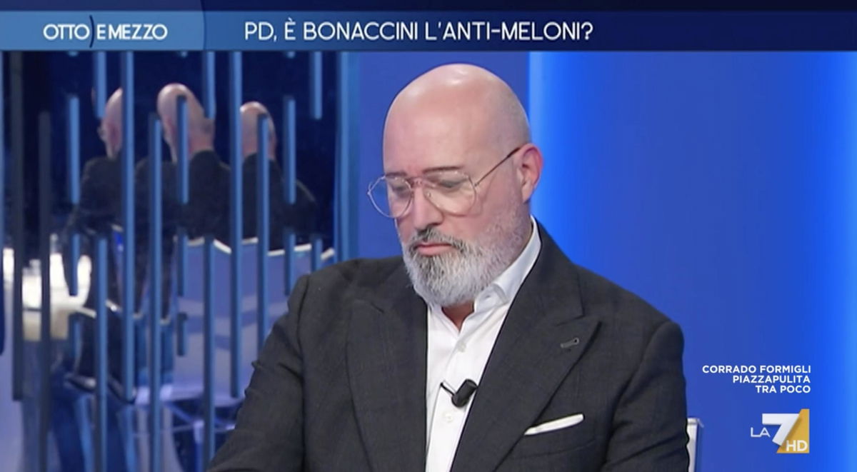 “In Emilia-Romagna, la pillola abortiva sarà distribuita nei consultori pubblici”, l’annuncio di Bonaccini | VIDEO article-post