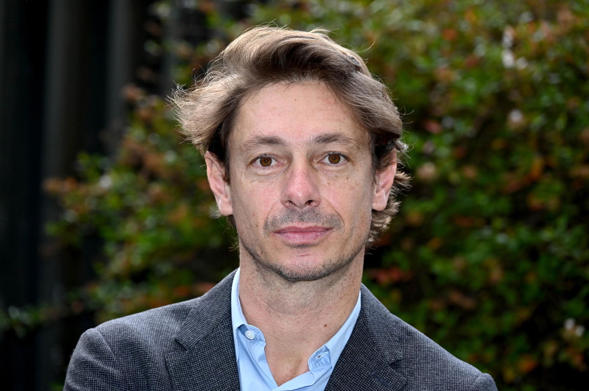 La “giustificazione” di Pasotti per aver difeso Giorgia Meloni: “Parlavo di comportamento barbaro contro tutte le donne” article-post