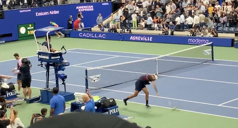La solita reazione di Kyrgios dopo l’eliminazione agli US Open | VIDEO article-post