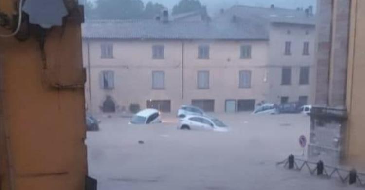 alluvione marche salvo per miracolo