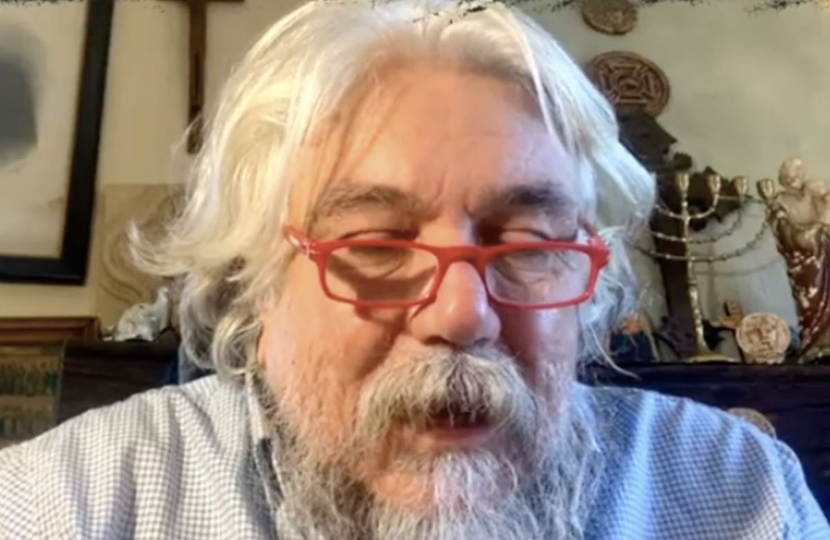 Meluzzi e il complotto dell’aereo che diffonde onde elettromagnetiche prima dell’alluvione nelle Marche article-post