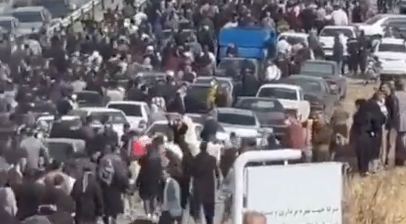 La polizia iraniana spara sulla marcia per ricordare Mahsa Amini | VIDEO article-post