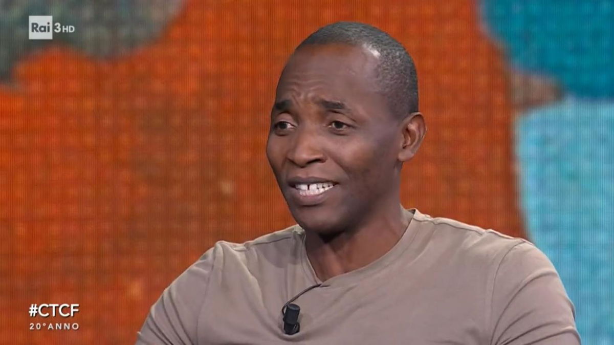 Soumahoro torna sul “tu” di Meloni: “Può anche chiamarmi dottore, sono laureato” | VIDEO article-post