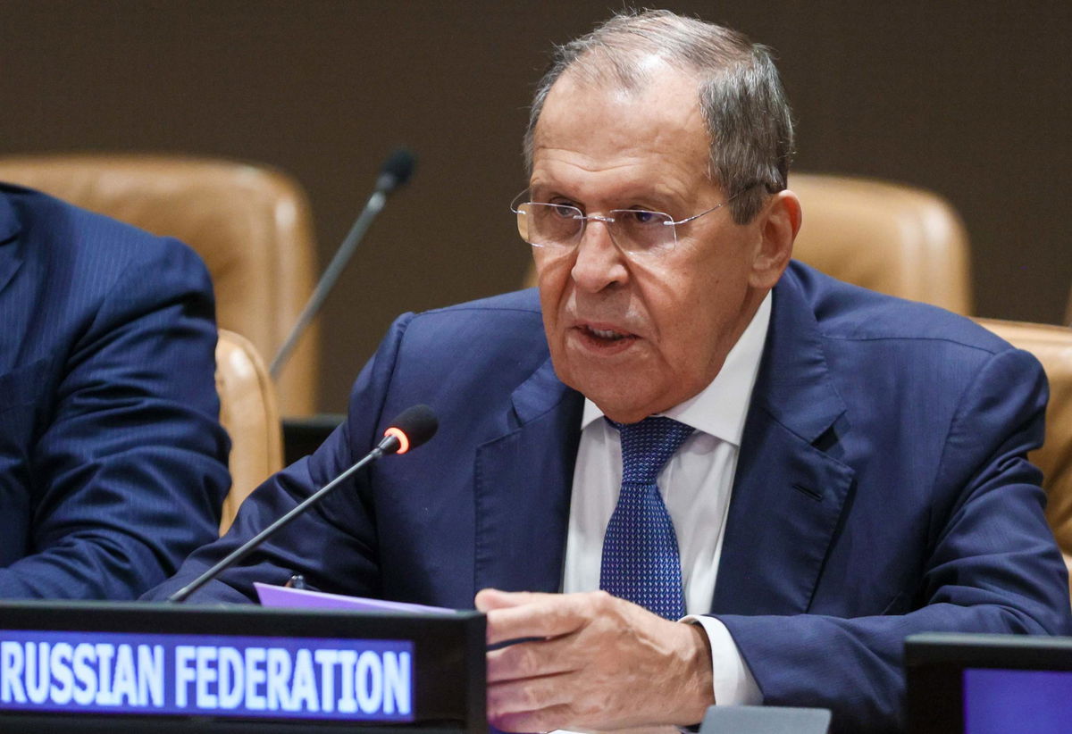 Il giallo del ricovero di Sergej Lavrov poco dopo il suo arrivo a Bali per il G20 article-post