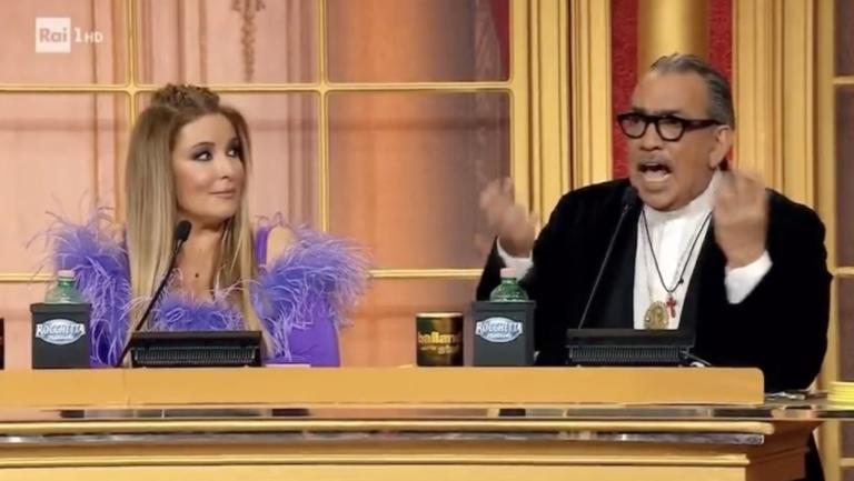 “Ti comporti come una scimmia”, lo scontro tra Mariotto e Selvaggia Lucarelli a “Ballando con le stelle” | VIDEO “Ti comporti come una scimmia”, lo scontro tra Mariotto e Selvaggia Lucarelli a “Ballando con le stelle” | VIDEO