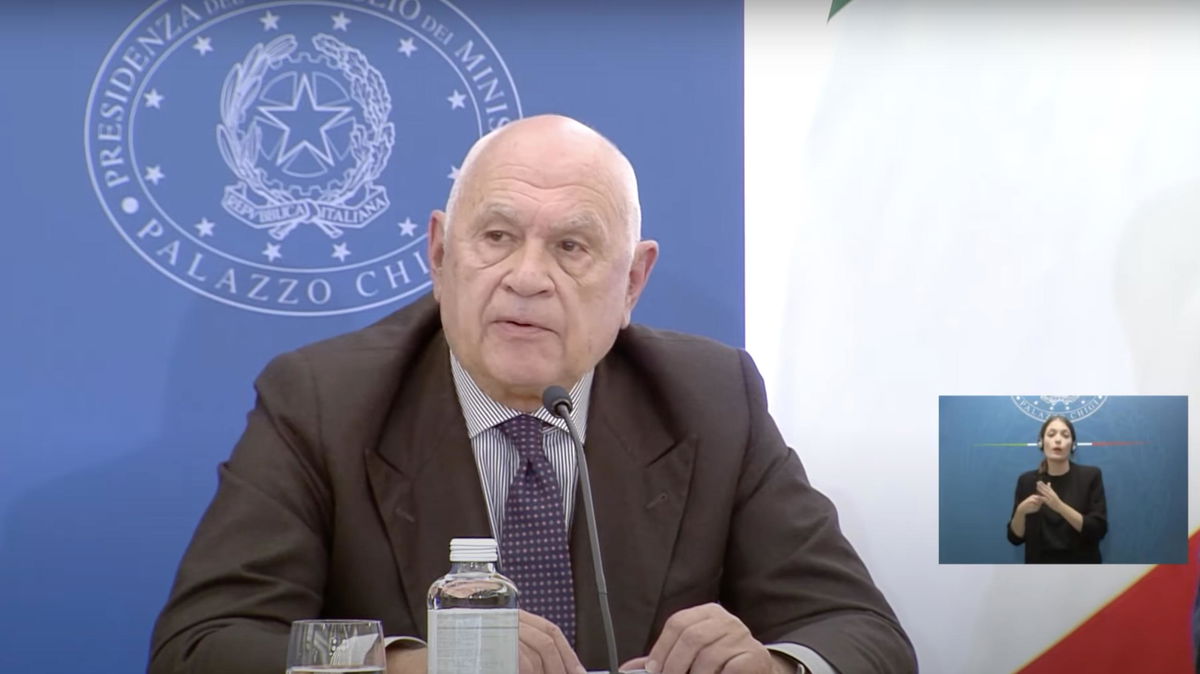 “Come ha detto il signor Presidente… signora Presidente”, neanche Nordio sa come chiamare Meloni | VIDEO article-post