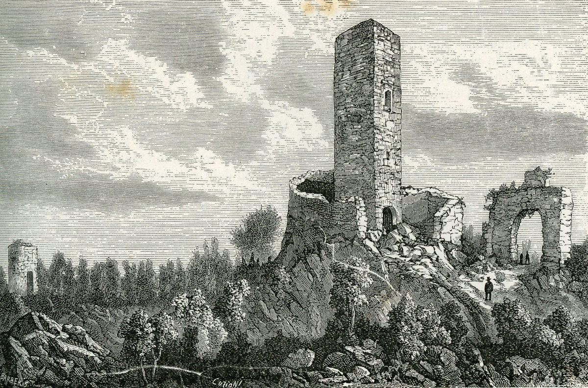 Il Castello di Baradello, da cui si abbraccia l’azzurro article-post