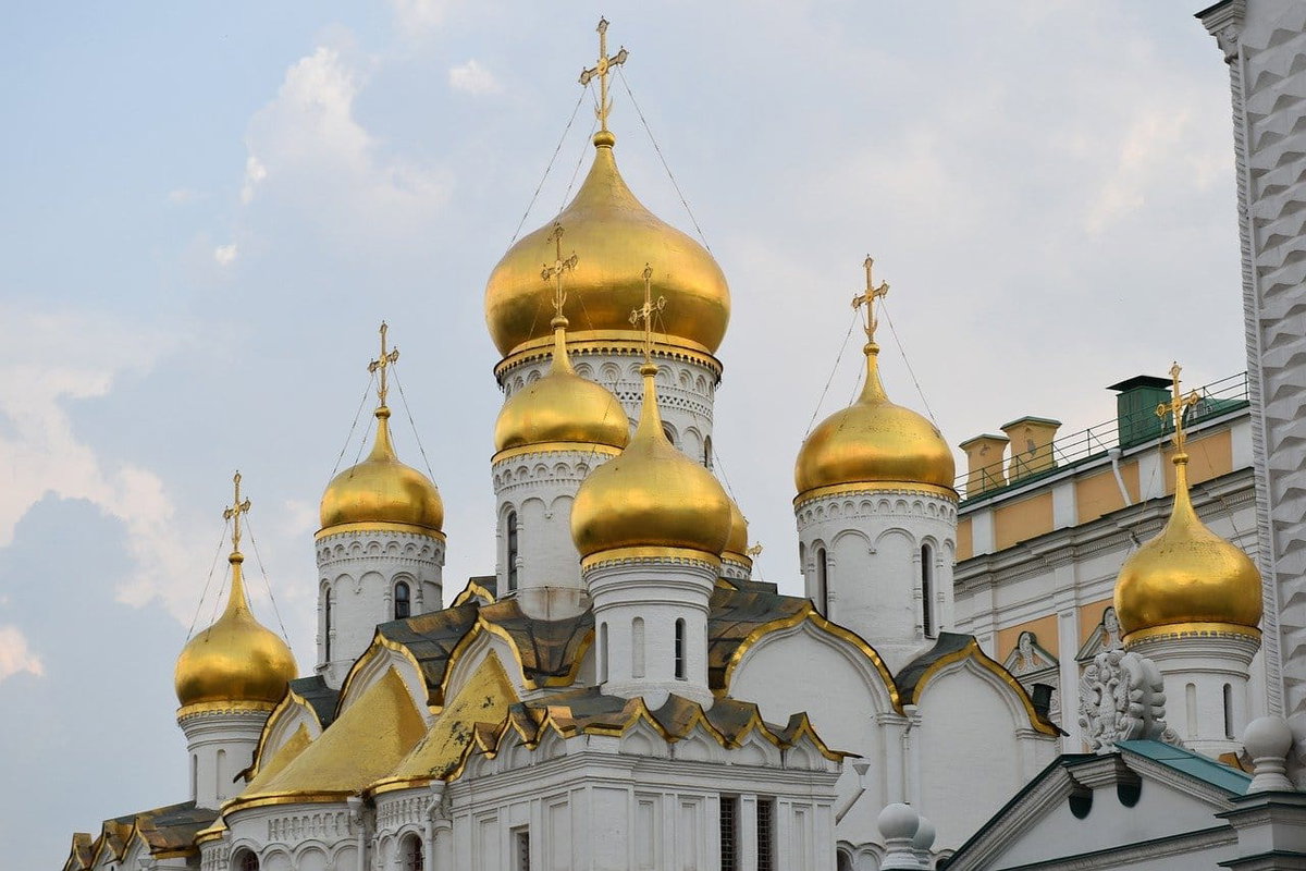 Russia, studente 18enne si fa esplodere davanti ad una scuola article-post