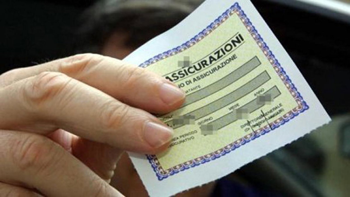 Truffa alle assicurazione: 10 arresti tra Napoli e Avellino article-post