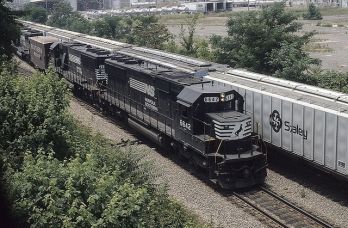 Stati Uniti, treno deraglia nel Tennessee article-post