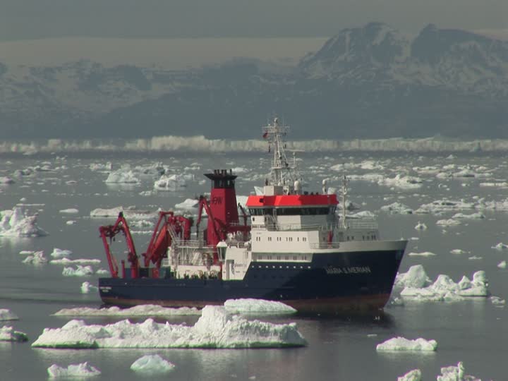 Vietata la pesca nell’Oceano Artico centrale per almeno 16 anni article-post