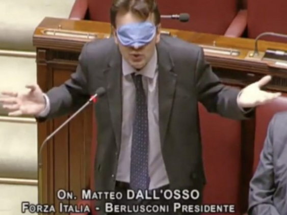 Matteo Dall’Osso, l’onorevole che lotta per il rispetto dei disabili article-post