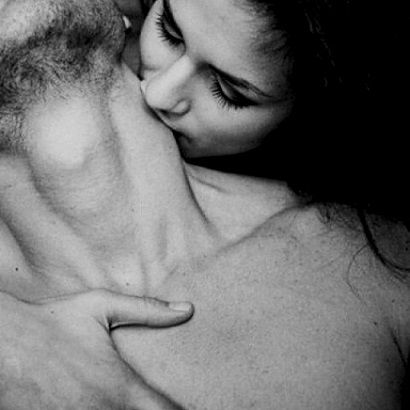 Pretende 36 ore di sesso da uno sconosciuto article-post