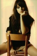 Daisy Lowe, scatti hot su Instagram article-post