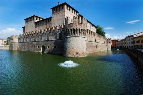 Un passo indietro nei secoli; il Castello di Fontanellato article-post