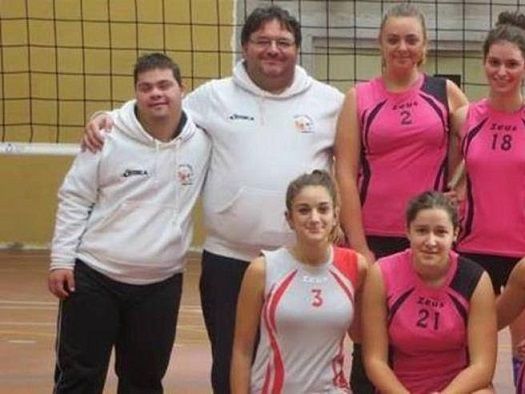 Ragazzo down cacciato dalla panchina di pallavolo article-post
