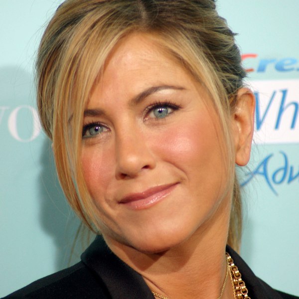 Jennifer Aniston e Brad Pitt: amore ritrovato? Per il momento 5 incontri article-post