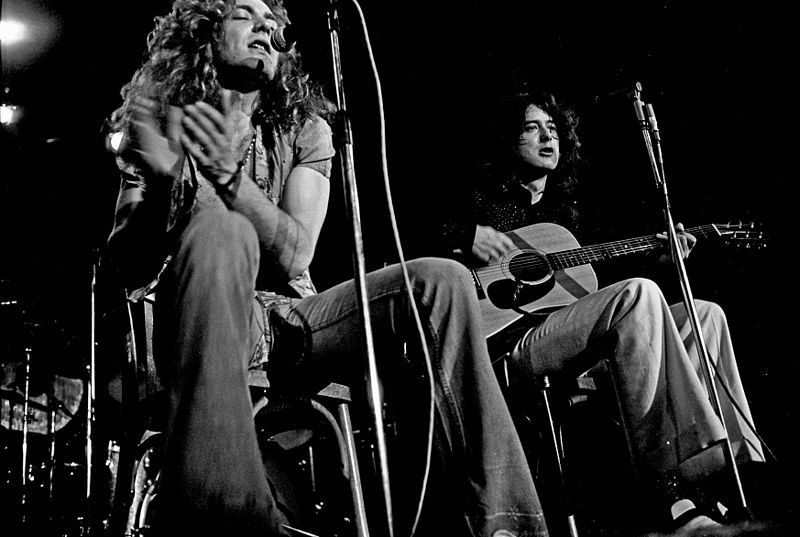 Led Zeppelin: Page stufo del comportamento di Robert Plant article-post