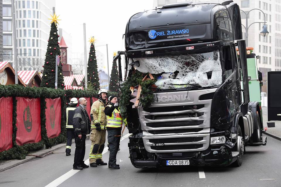 Attentato farsa di Berlino article-post