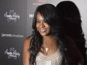Whitney Houston, la figlia Bobbi Kristina Brown è in coma article-post