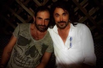 Scialpi, il cantante annuncia che sposerà il suo manager a fine agosto article-post