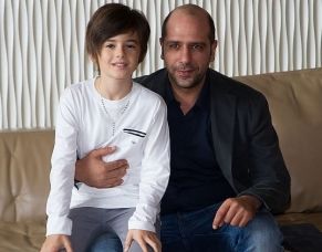 Checco Zalone, l’attore e sceneggiatore accusato di plagio per la trama di “Sole a Catinelle” article-post