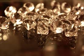 Sempre più italiani scelgono la “diamantificazione” article-post