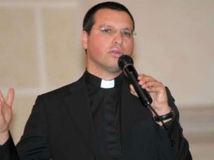Lo sfogo di Don Luigi : sono abbandonato dallo stato article-post