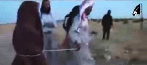 Siria, un caso di lapidazione per adulterio da parte dell’Isis article-post