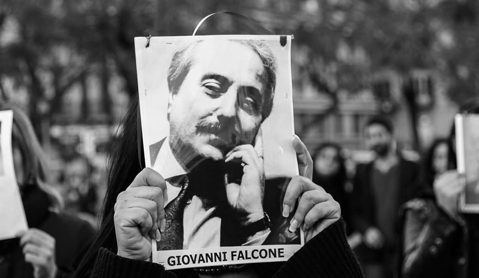 Facebook ricorda il giudice Giovanni Falcone article-post