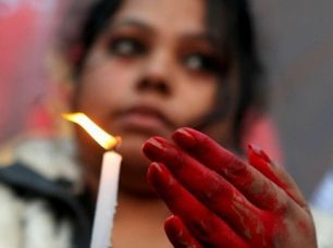 Nepal, donna stuprata da dieci uomini article-post