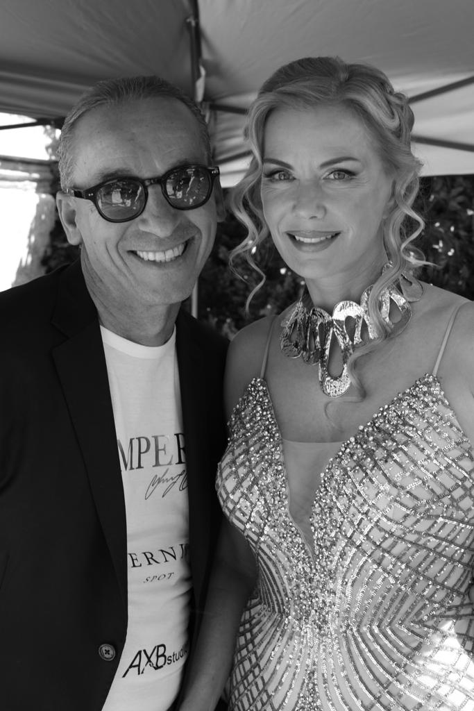 Alta Moda, Impero Couture: Katherine Kelly Lang e la Dea di Eternity article-post