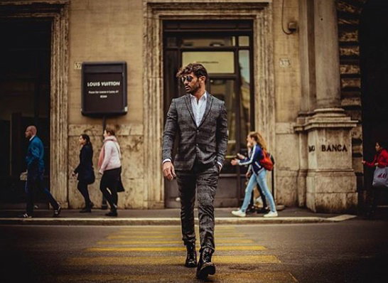 Gianni Sperti, la semplicità di un uomo che ama i bambini (Foto) article-post