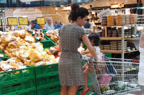 Mamme rubano al supermercato: “non abbiamo più soldi ed i nostri figli hanno fame” article-post