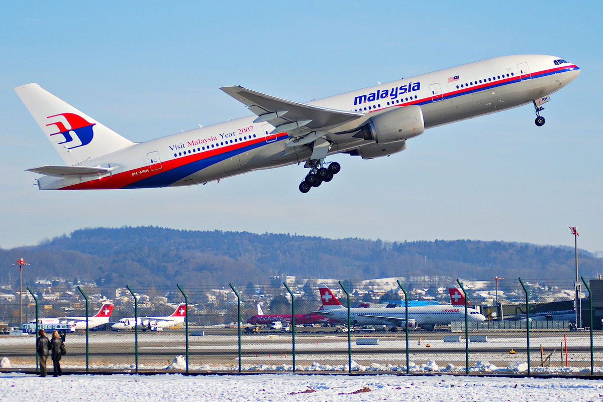Boeing 777: sono 298 i morti, tra i quali 80 bambini article-post