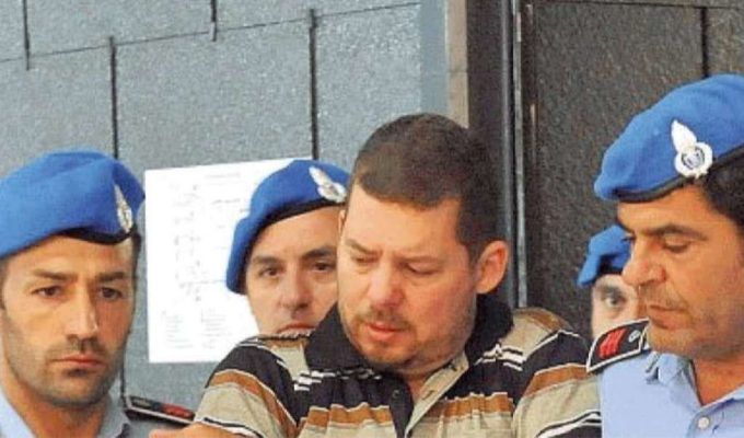 Mancusi Hoyos, un narcos sanguinario diventato fantasma in Italia article-post