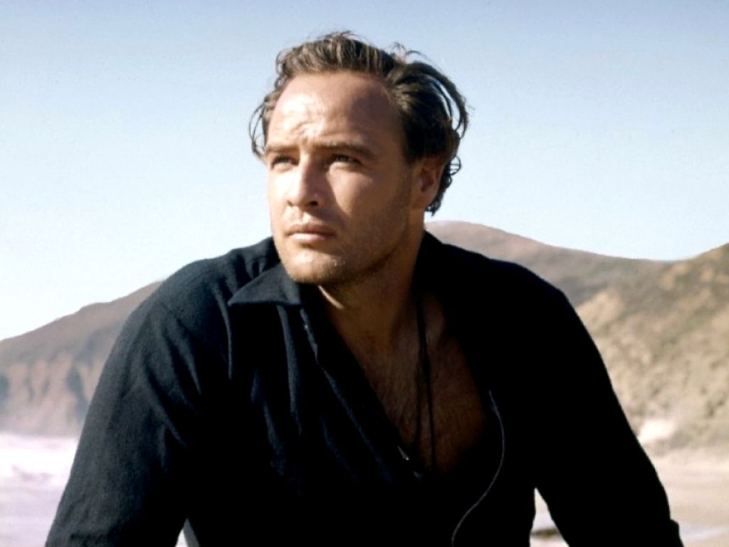 I primi dieci anni dalla morte del mito Marlon Brando article-post